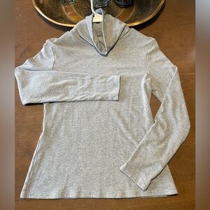 Long sleeve turtleneck